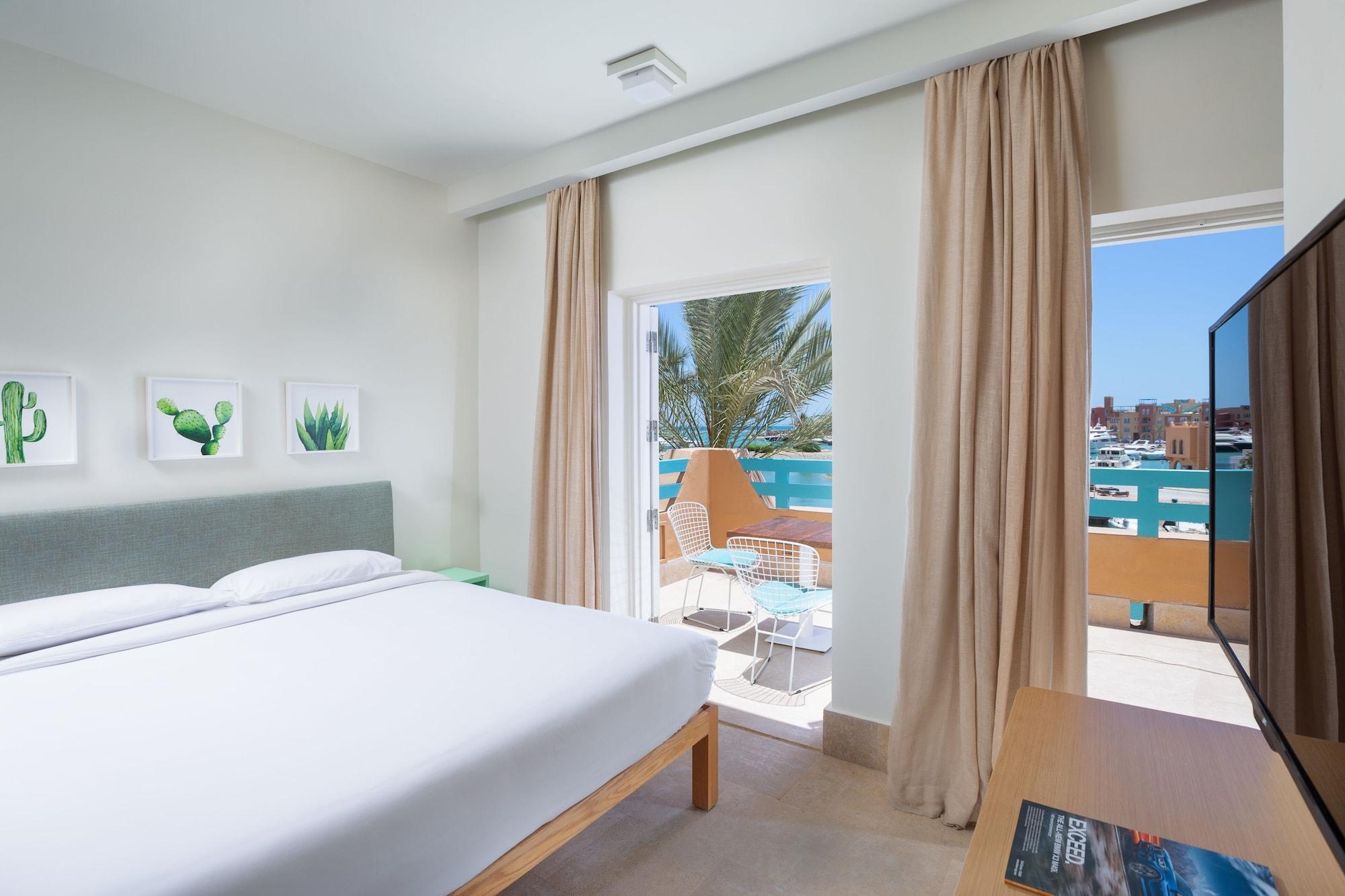Captain'S Inn Hotel Хургада Екстериор снимка
