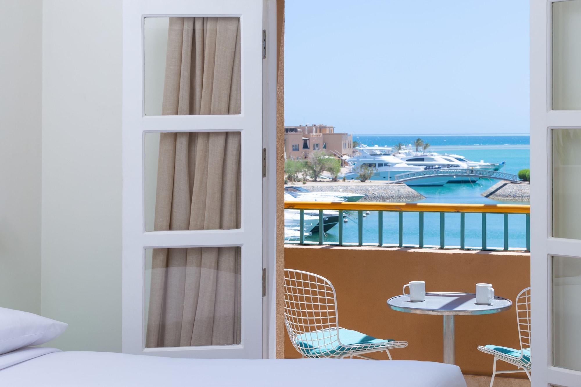 Captain'S Inn Hotel Хургада Екстериор снимка