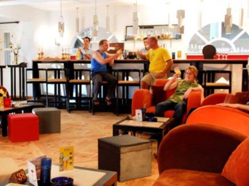 Captain'S Inn Hotel Хургада Екстериор снимка